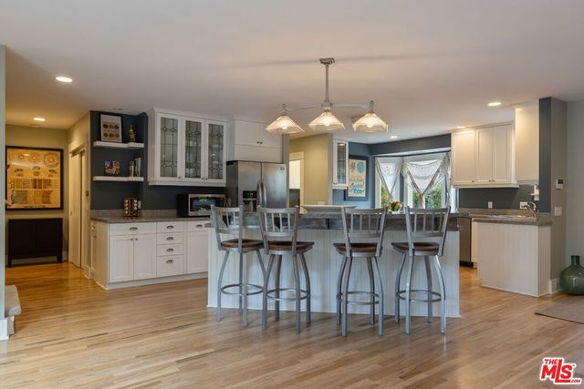 11835 S South Park Avenue, Los Angeles, CA 90066