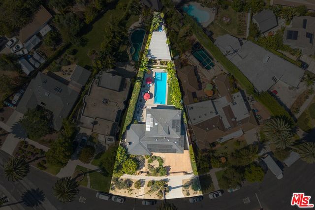 11835 S South Park Avenue, Los Angeles, CA 90066