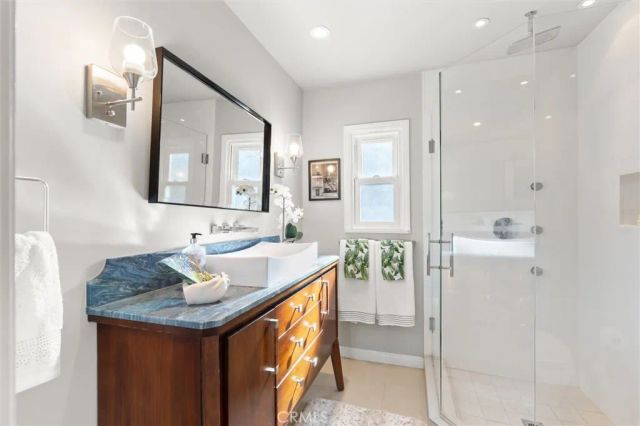 625 Camino Real, Redondo Beach, CA 90277