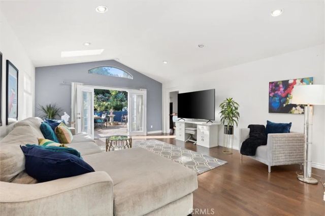 625 Camino Real, Redondo Beach, CA 90277