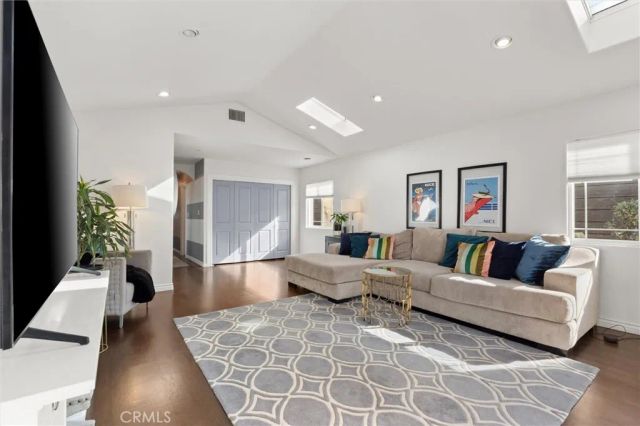 625 Camino Real, Redondo Beach, CA 90277