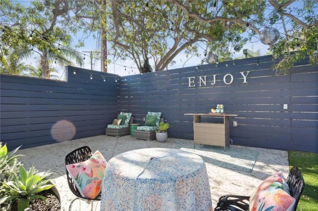 625 Camino Real, Redondo Beach, CA 90277