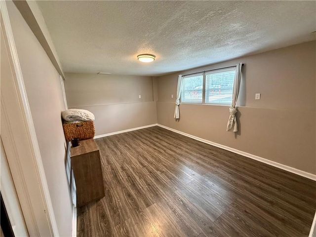 209 W Edgewood Drive, Edgerton, KS 66021