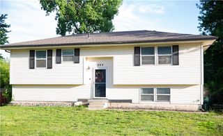 209 W Edgewood Drive, Edgerton, KS 66021