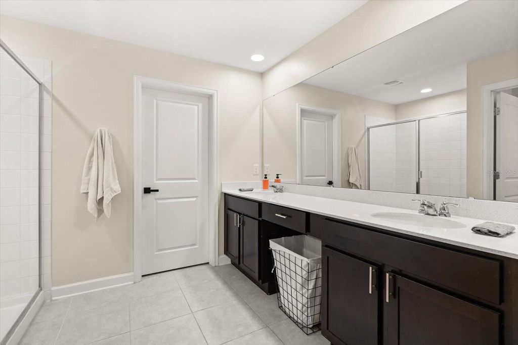 Image 7 of property listing at 744 SIMONE COURT, Haines City, FL 33844