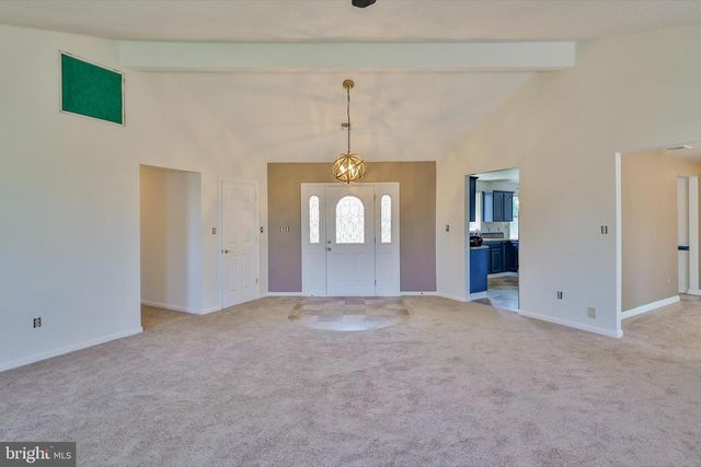 3 DUSTY RD, Easton, PA 18045
