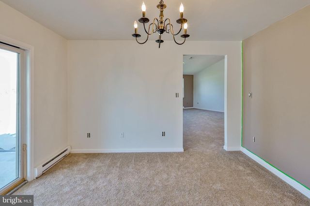 3 DUSTY RD, Easton, PA 18045