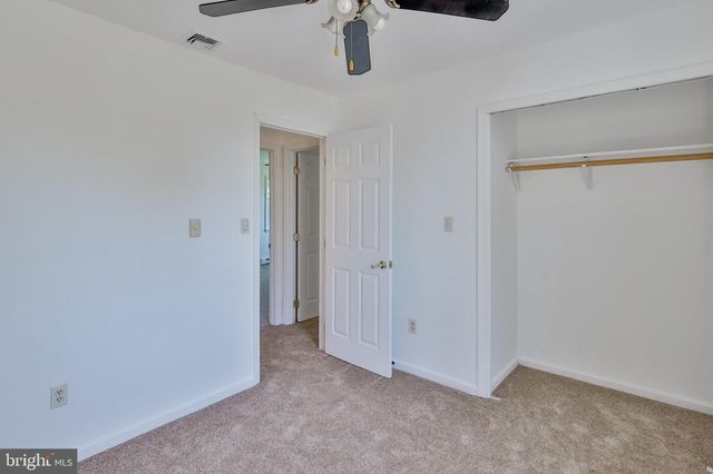 3 DUSTY RD, Easton, PA 18045