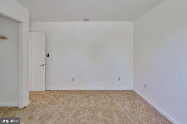 3 DUSTY RD, Easton, PA 18045