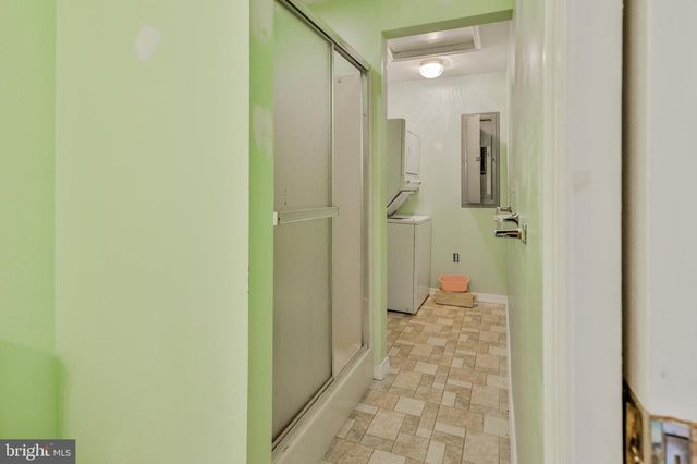 3 DUSTY RD, Easton, PA 18045