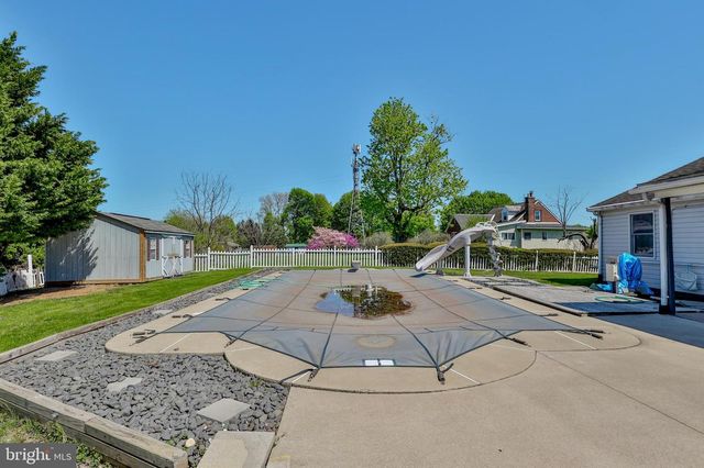 3 DUSTY RD, Easton, PA 18045