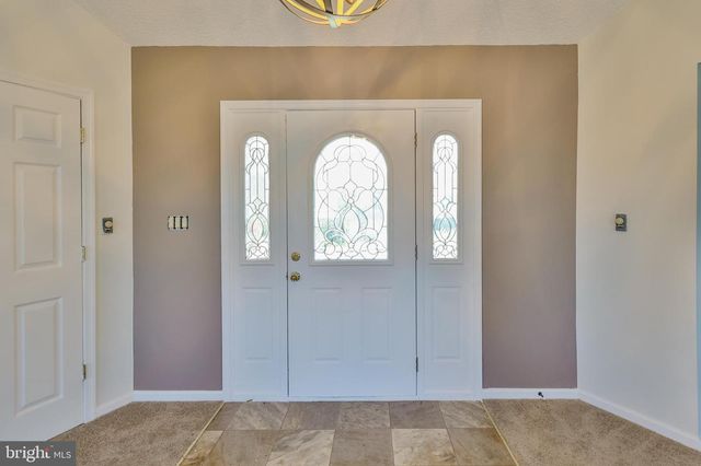 3 DUSTY RD, Easton, PA 18045