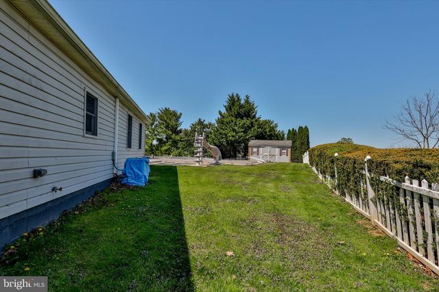 3 DUSTY RD, Easton, PA 18045