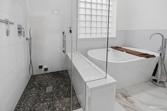 3251 N Kenmore Avenue 3, Chicago, IL 60657