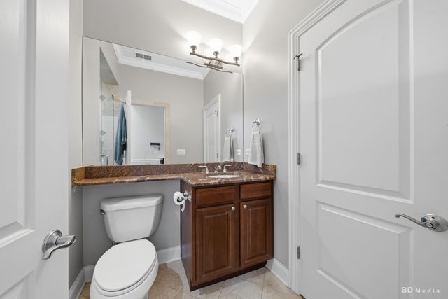 3251 N Kenmore Avenue 3, Chicago, IL 60657