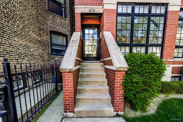 3251 N Kenmore Avenue 3, Chicago, IL 60657