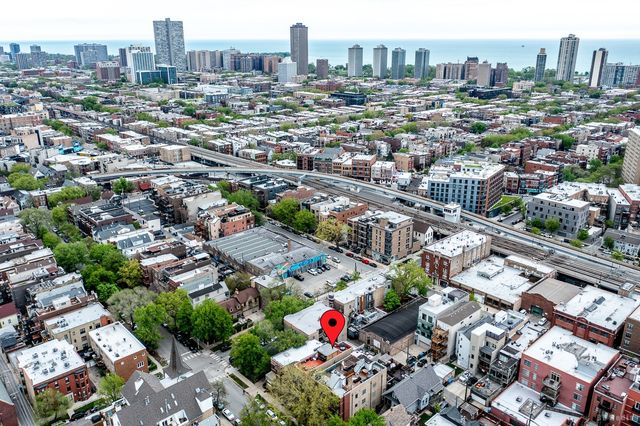3251 N Kenmore Avenue 3, Chicago, IL 60657