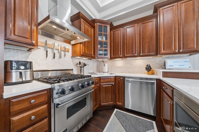 3251 N Kenmore Avenue 3, Chicago, IL 60657