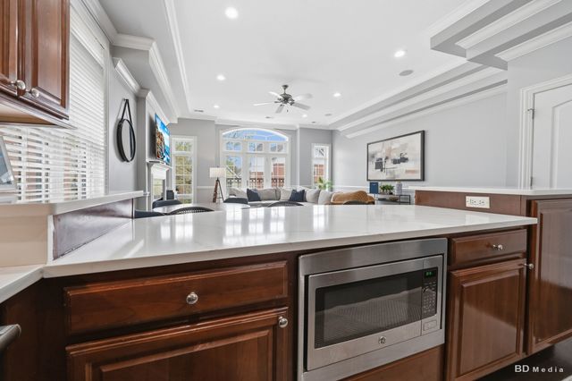 3251 N Kenmore Avenue 3, Chicago, IL 60657