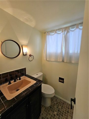 740 Larchmont Road, Elmira, NY 14905