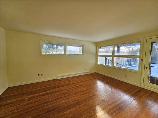 740 Larchmont Road, Elmira, NY 14905