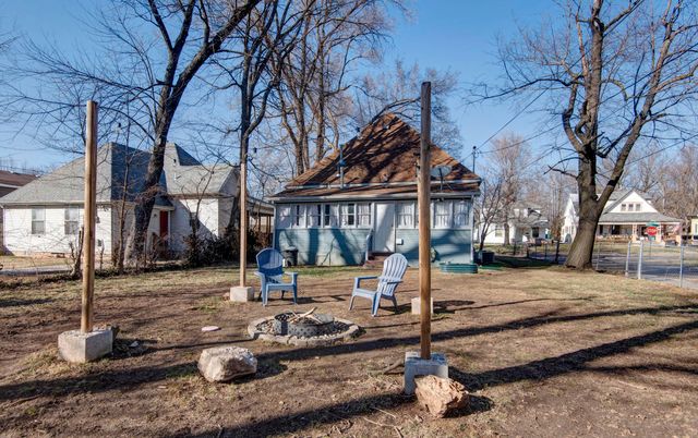 902 W Central Street, Springfield, MO 65802