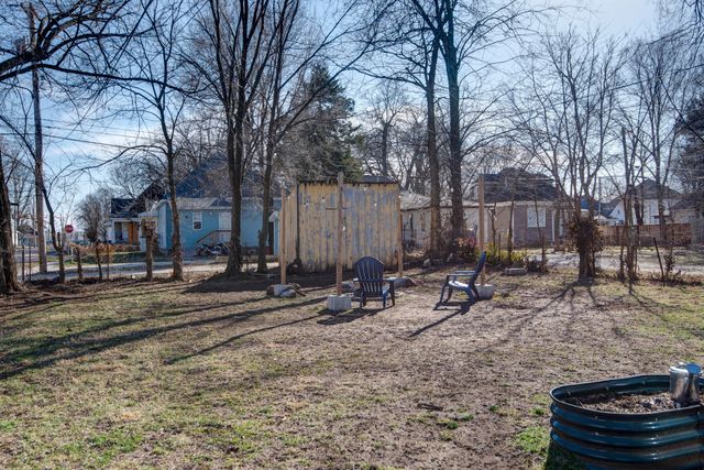 902 W Central Street, Springfield, MO 65802