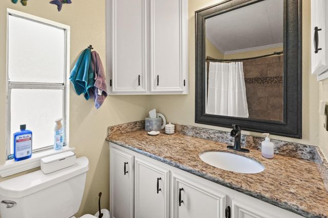 729 N Lake Shore Drive, Trinity, TX 75862