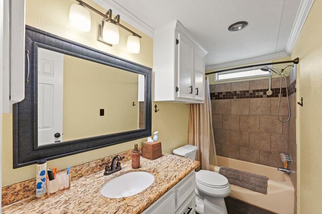 729 N Lake Shore Drive, Trinity, TX 75862