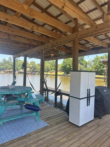 729 N Lake Shore Drive, Trinity, TX 75862