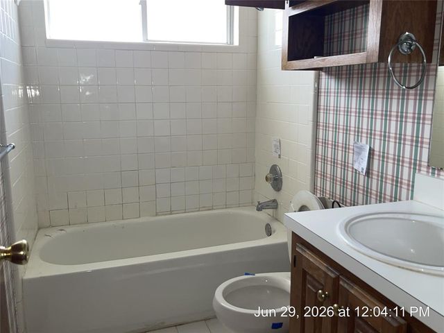 3 Larkens Place, Shawnee, OK 74801
