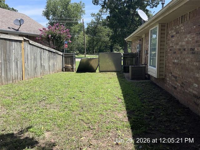 3 Larkens Place, Shawnee, OK 74801