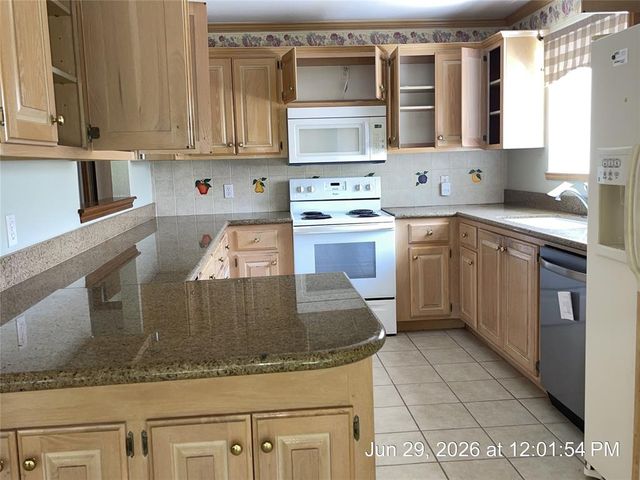 3 Larkens Place, Shawnee, OK 74801