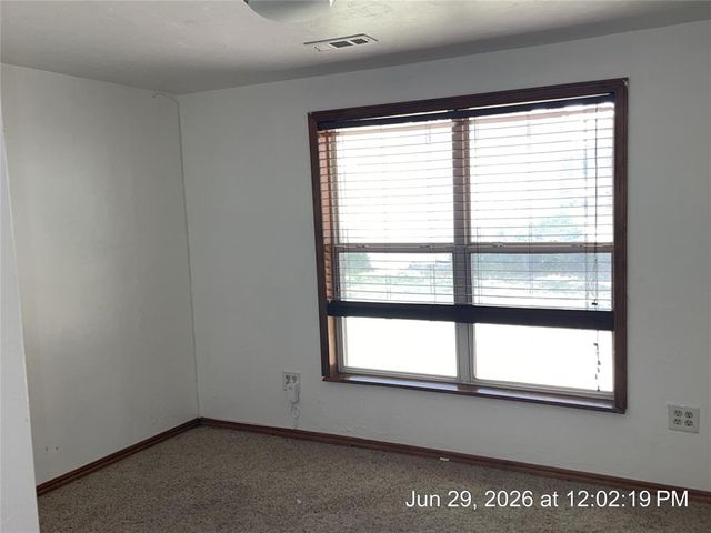 3 Larkens Place, Shawnee, OK 74801