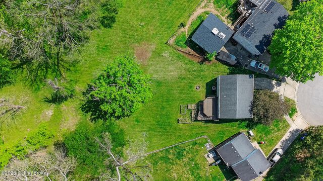 4601 Logby Pl, Louisville, KY 40272