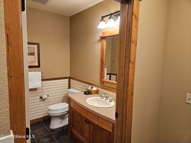 110 Morning Star Dr, 332, Kellogg, ID 83837