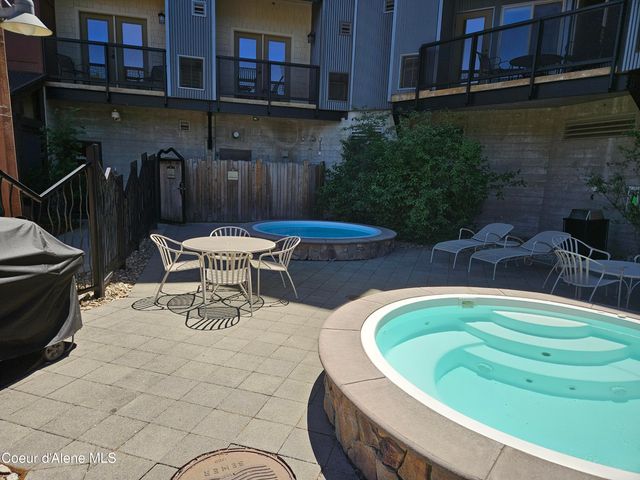 110 Morning Star Dr, 332, Kellogg, ID 83837