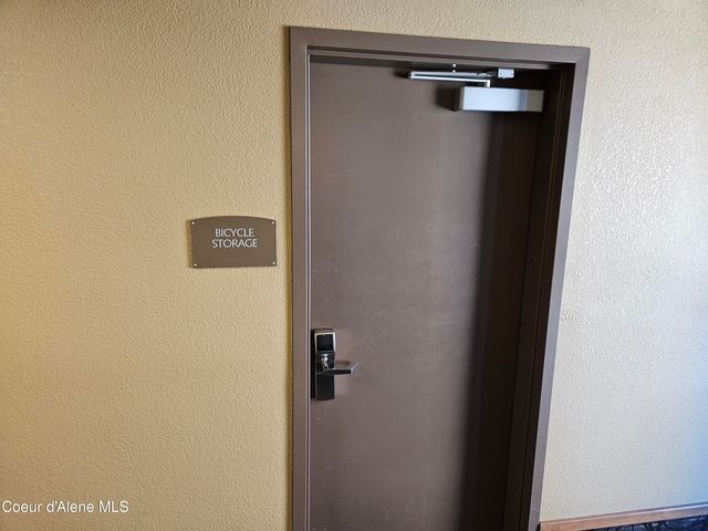 110 Morning Star Dr, 332, Kellogg, ID 83837