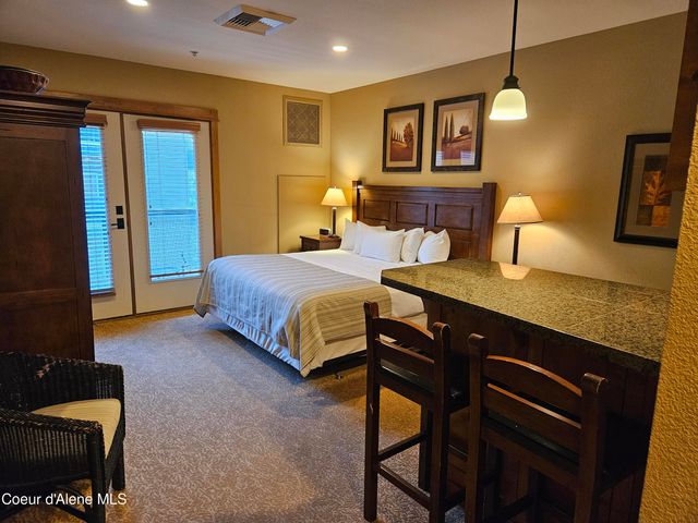 110 Morning Star Dr, 332, Kellogg, ID 83837