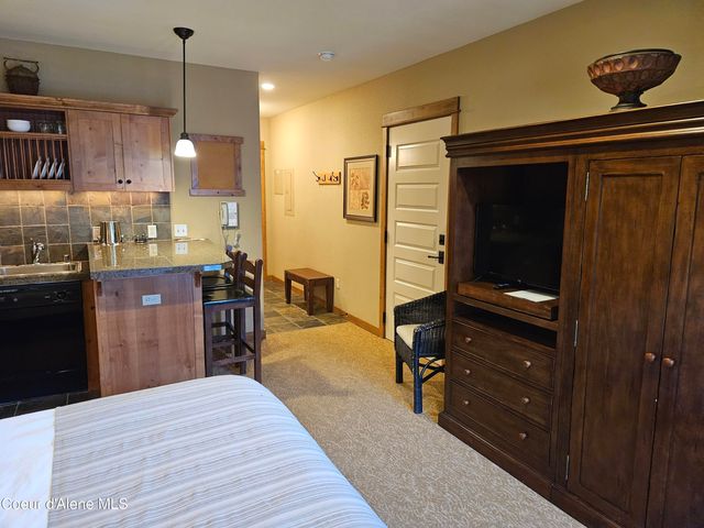 110 Morning Star Dr, 332, Kellogg, ID 83837