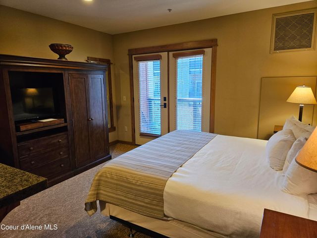 110 Morning Star Dr, 332, Kellogg, ID 83837