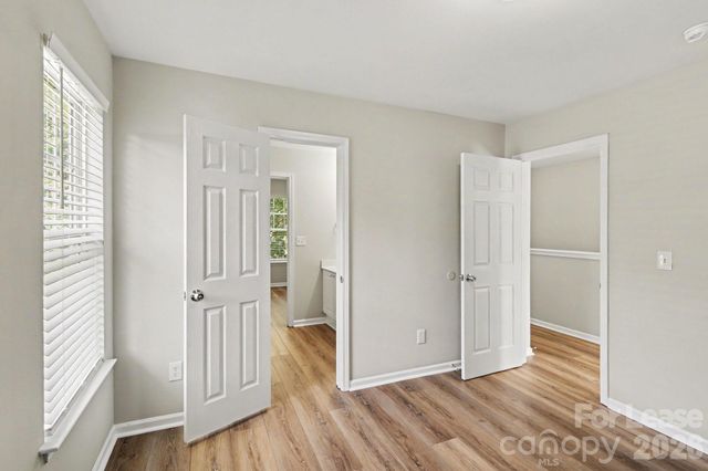 8011 Rolling Meadows Lane, Huntersville, NC 28078