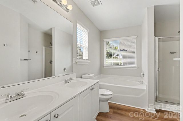 8011 Rolling Meadows Lane, Huntersville, NC 28078