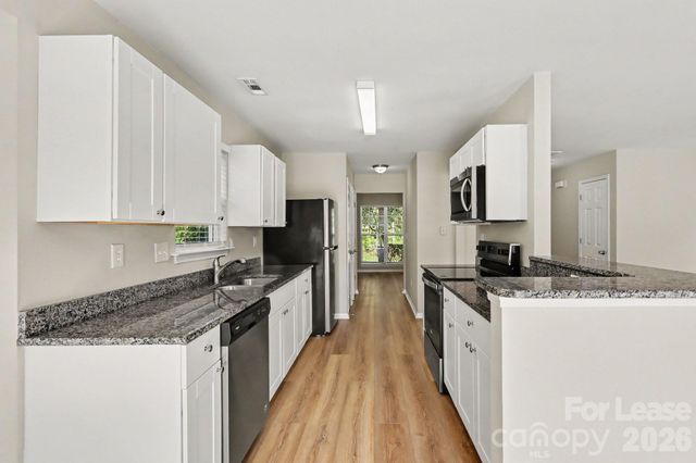 8011 Rolling Meadows Lane, Huntersville, NC 28078