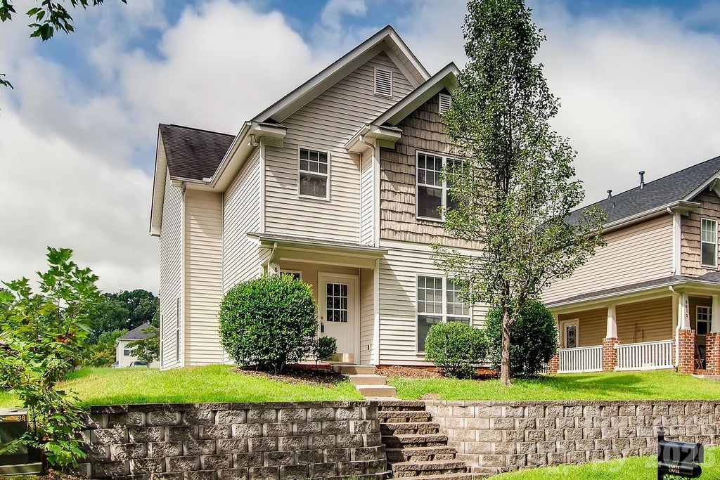 8011 Rolling Meadows Lane, Huntersville, NC 28078