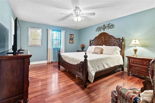 405 SW 10th Street, Bentonville, AR 72712