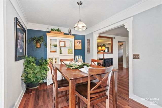 405 SW 10th Street, Bentonville, AR 72712