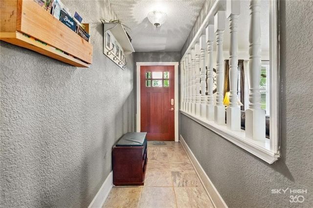 405 SW 10th Street, Bentonville, AR 72712