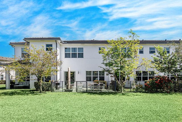 4823 Navali Drive, Lake Worth, FL 33467