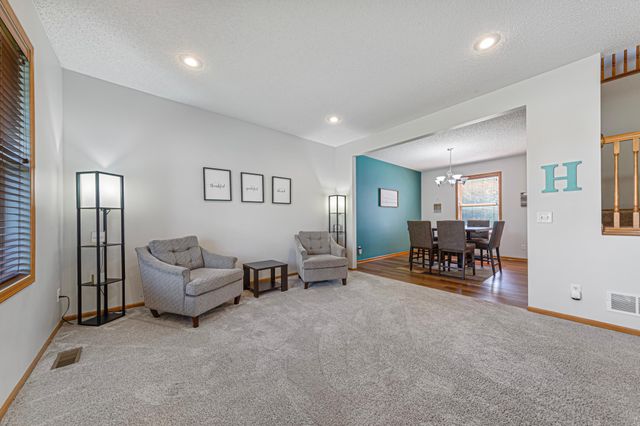 13837 Azalea Avenue, Rosemount, MN 55068